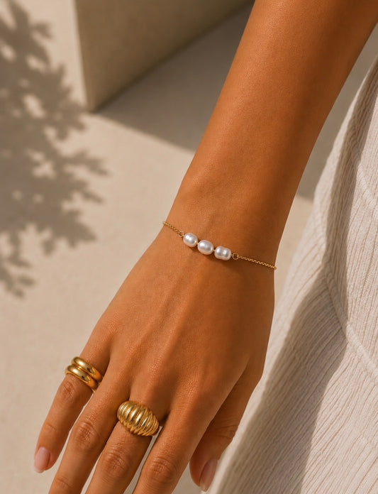 Soleill pearl bracelet